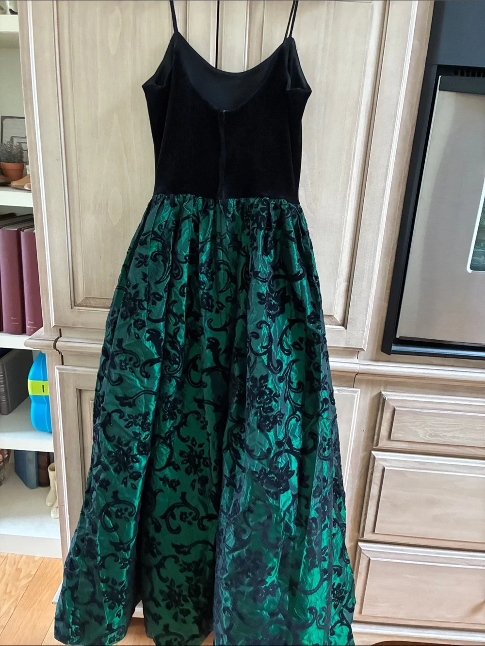 Gunne sax Black & Emerald Green Velvet Bodice Floral Skirt Party Dress